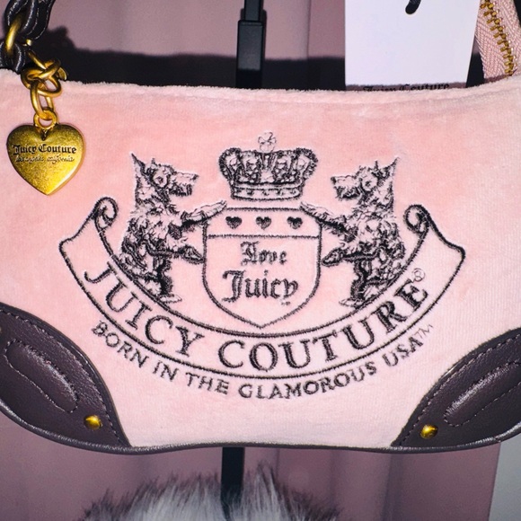 Official Heritage Juicy Couture Wristlet turn Clutch with Gold Heart Charms - Picture 3 of 9